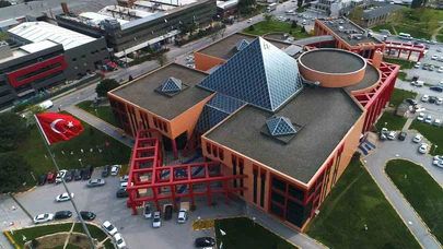 Bursa'da 250 büyük firma zirveye koştu; Finansman giderleri freni çekti!