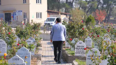Depremle yıkılan sınıflar, sessiz mezarlara dönüştü...