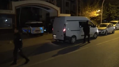 Hırsızlık zanlıları kaçarken silahla işçiyi yaraladı