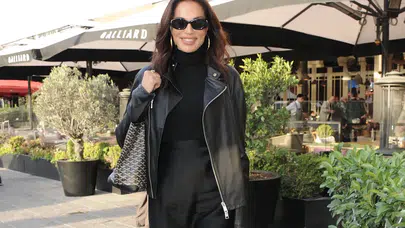 Amerika’dan döner dönmez Türk yemeğine koştu: Güzide Duran İstanbul’da görüntülendi