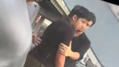 Metroda korku dolu dakikalar: Genç yolculara saldırdı
