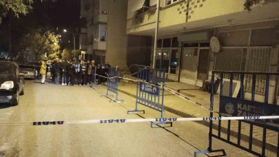 Kartal’da 4 katlı binada çatlak paniği: Kolonlar hasar gördü, bina boşaltıldı!