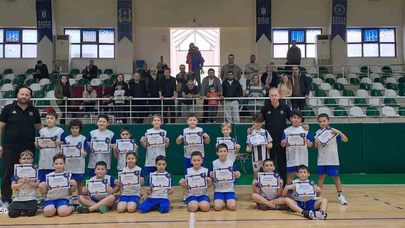 Kış Spor Okulları’nda ikinci dönem coşkusu: Çocuklar sertifikalarını aldı!