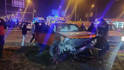 Havalimanı kavşağında korkutan çarpışma!