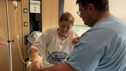 Kahramanmaraş’ta mucize operasyon: 74 yaşındaki hasta yeniden yürüdü