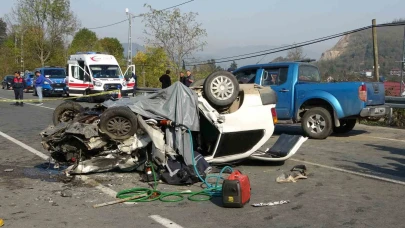 Direksiyon başındaki sürücü 17 yaşındaydı... Feci kazada acı haber geldi!