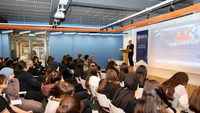 'Kanka Buradayız' buluşması: Rektör Altun’dan gençlere ilham veren mesajlar!