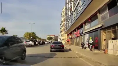 Drift şovu pahalıya patladı! Kaldırım değil ralli pisti sandı o anlar kamerada...