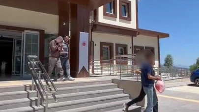 Tosya’da dikkat çeken duruşma: Mahkemeden uyuşturucu tüccarlarına ağır hüküm!
