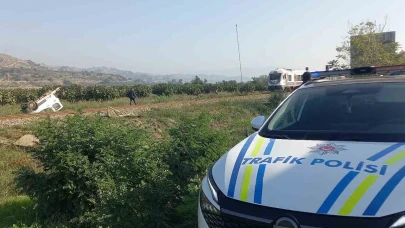 Kazadan saniyeler önce geçseydi… Sürücü tek parça, kamyonet iki!