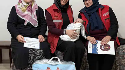 Kahramanmaraş’ta sosyal destek genişliyor: Yeni doğan bebeklere tam destek