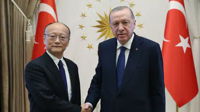 Erdoğan Asya Kalkınma Bankası Başkanı ile görüştü