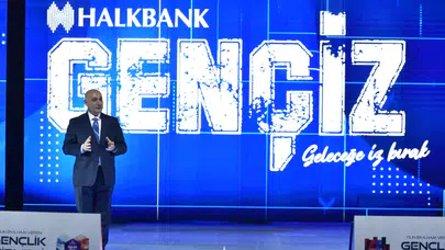 Gençiz Zirvesi binlerce genci bir araya getirdi