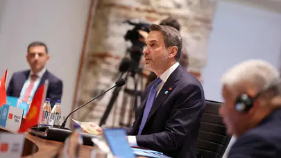 Bayraktar’dan Türk dünyasına enerji mesajı: 'Cesur, kararlı, hızlı ve en önemlisi birlikte adımlar atmamız lazım'