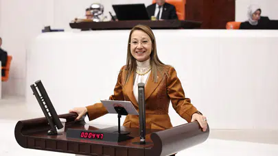 Derya Bakbak: Yazma eserlerle Türkiye Yüzyılı’nın kültürü inşa ediliyor