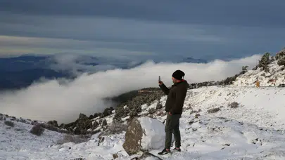 Kayak merkezlerinde "beyaz" mesai