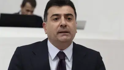 Zeynel Emre kimdir, aslen nereli, alevi mi, kaç yaşında? Siyasi kariyeri ve hayatı