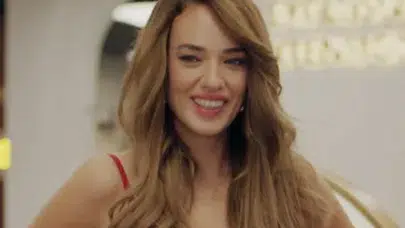 Rüya Gibi Aydan kimdir ve gerçek adı merak ediliyor: Seda Bakan yeniden ilgi odağı