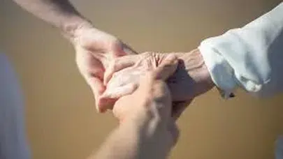 Gençlerin bağış rotası değişti: Yardımın adresi evsizlik ve yoksulluk oldu