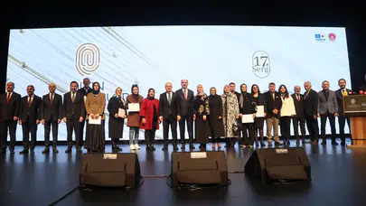 Konya'da Altın Dokunuşlar Festivali ve Gazze Kermesi ziyarete açıldı
