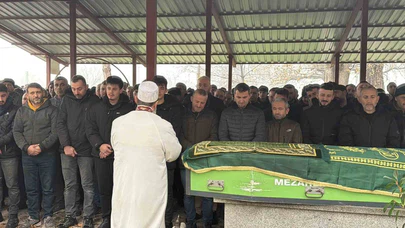 21 yaşında hayata veda... Abant dönüşü kazada hayatını kaybeden genç defnedildi!