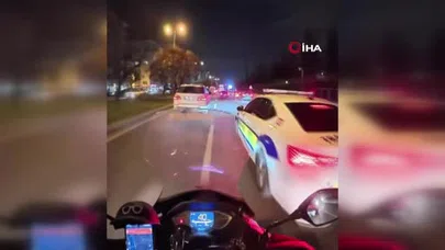 Motokurye refleksi hayat kurtardı! Ankara trafiğindeki insanlık sınavı kamerada...