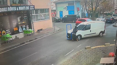 Bir anda oldu: Çorlu'da yaya metrelerce savruldu!