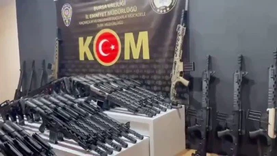 Bursa’da depolara baskın: Kaçak silah ticaretine operasyon!