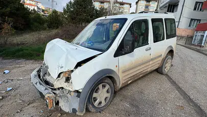 Bilecik’te kavşakta can pazarı: Araçlar parçalandı, hayatlar saniyeler içinde dağıldı!