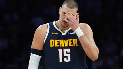 Jokic şoku: Sol diz sakatlığı Nuggets’ı sarstı, 4 hafta sahalardan uzak