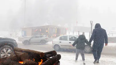 İstanbul’a sadece 2 saat! Kartepe’de kar kalınlığı 55 santimetreyi aştı