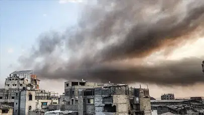 Gazze’de patlamalar geceyi böldü: Han Yunus ve Refah’ta binalar yıkıldı!