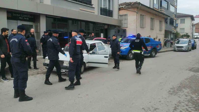 Tokat'ta film gibi kovalamaca... Jandarmaya çarpıp kaçtı!