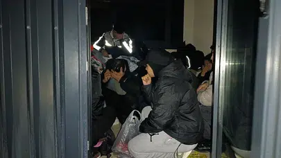 Ayvacık’ta kaçak geçiş girişimi engellendi! Göçmenler yakalandı