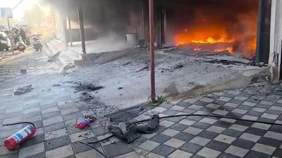 Darıca’da oto tamirhanesinde yangın: İş yeri ve 2 araç küle döndü!