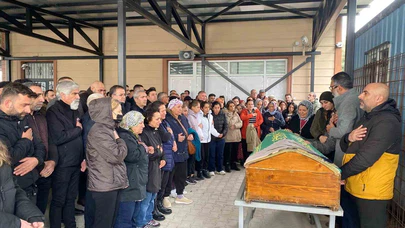 Otobüsün altında sürüklenmişti… Yoğun bakıma alınan kadından acı haber!