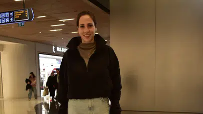 Zehra Çilingiroğlu’ndan AVM turu: Basına poz vermeyi ihmal etmedi