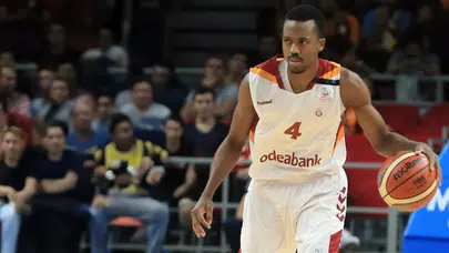 McCollum’dan Türkiye basketboluna övgü: 'Avrupa’nın en güçlü liglerinden!'