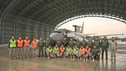 Doğu Akdeniz'de güç gösterisi: Türk jetleri Kıbrıs güneyinde!