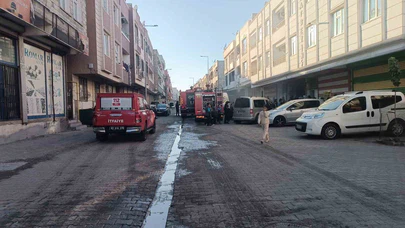 Şanlıurfa’da alev alarmı: Mobilya dükkanında yangın çıktı!