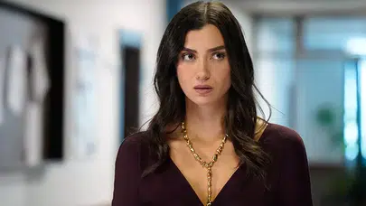 Aleyna Solaker kimdir, boyu ve kilosu, kaç yaşında, ailesi kim? Genç yaşta zirveye uzanan oyunculuk yolculuğu