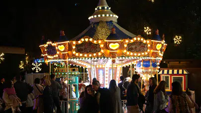 Buz pateni, müzik ve alışveriş bir arada: Zorlu Yılbaşı Festivali başladı