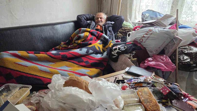 Samsun’da yürek burkan dram: Çöp evde kışla mücadele eden yaşlı adam yardım bekliyor!