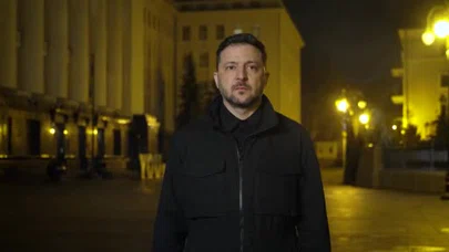 Zelenskiy, ABD ile Ukrayna’yı yeniden inşa planının temel çerçevesi üzerinde anlaştıklarını açıkladı