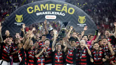 Flamengo’dan tarihi sezon! Beş kupa birden, şampiyonluk Maracana’da