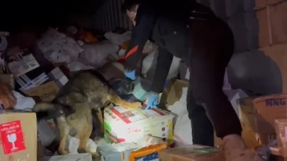 Durdurulan kargo aracından uyuşturucu çıktı!