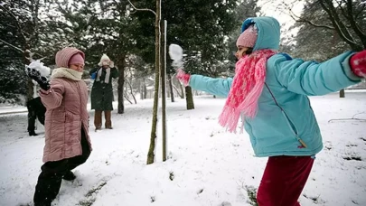 İstanbul’da 12 Şubat Okullar Tatil Mi? Okulların tatil edildiği ilçeler! Valilikten Son Dakika Açıklaması!