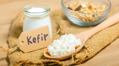 Kefir mi, süt mü? Bilim insanları açıkladı: En faydalı içecek belli oldu!