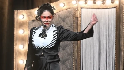 Müjde Kızılkan'dan müzik ve mizahın harmanlandığı eşsiz gösteri