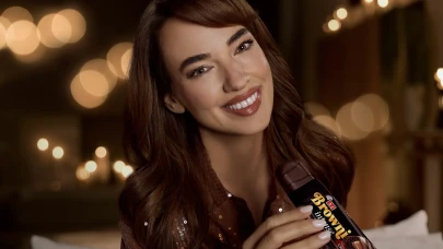 Seda Bakan, ETi Browni Intense markasının yeni reklam yüzü oldu